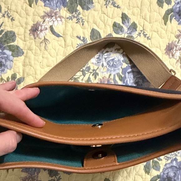 Spartina 449 Brown, Navy and Tan Patterned Shoulder Bag - Picture 6 of 8